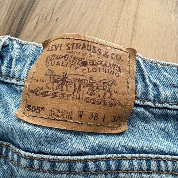 Vintage Levi’s Jeans W38 L30 Light Blue Wash 505 Regular Fit Five Pocket Classic - Picture 5 of 7